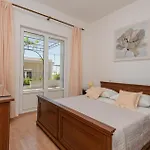 Three-bedroom In アパート マカルスカ
